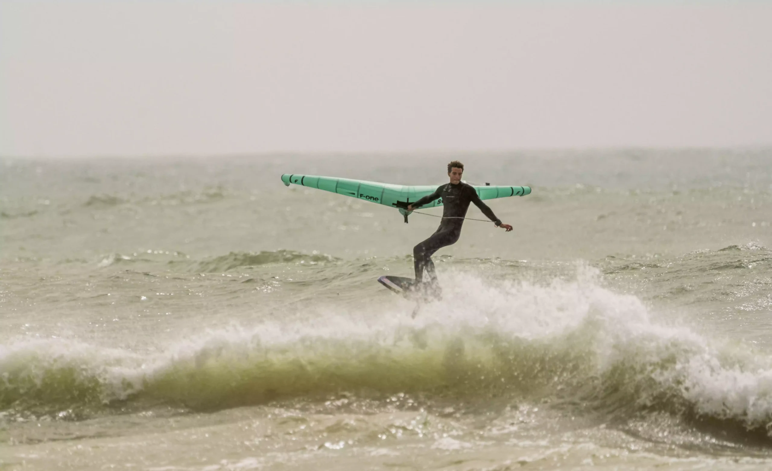 wingfoil-wavespot-vagues-westpiont-wingfoildakhla-zouhair